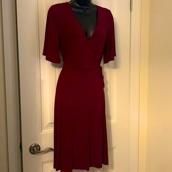 BNWOT Burgundy Wrap Dress Size Small also in black $15 if you buy 2 or more - Picture 2 of 5